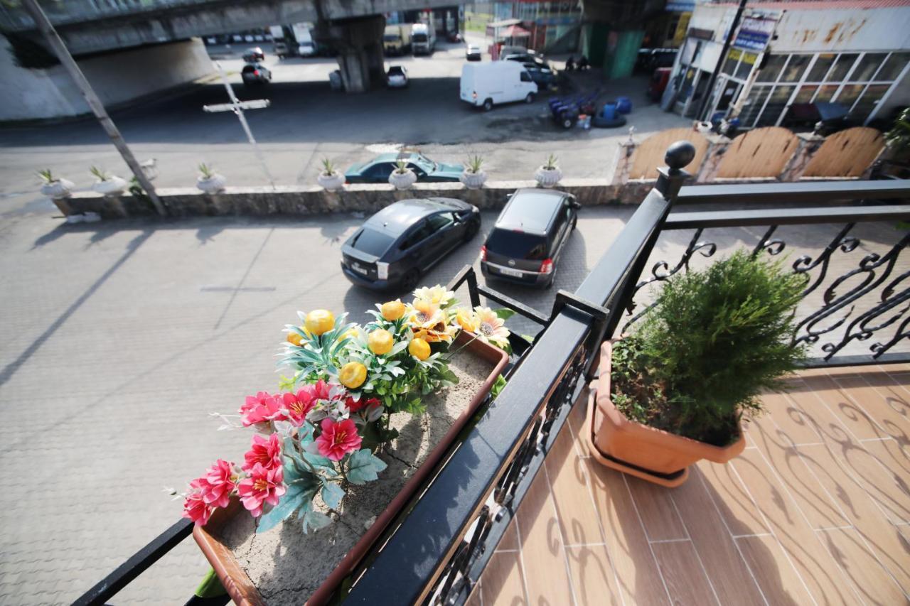 Hotel Tamari Kutaisi Exterior foto